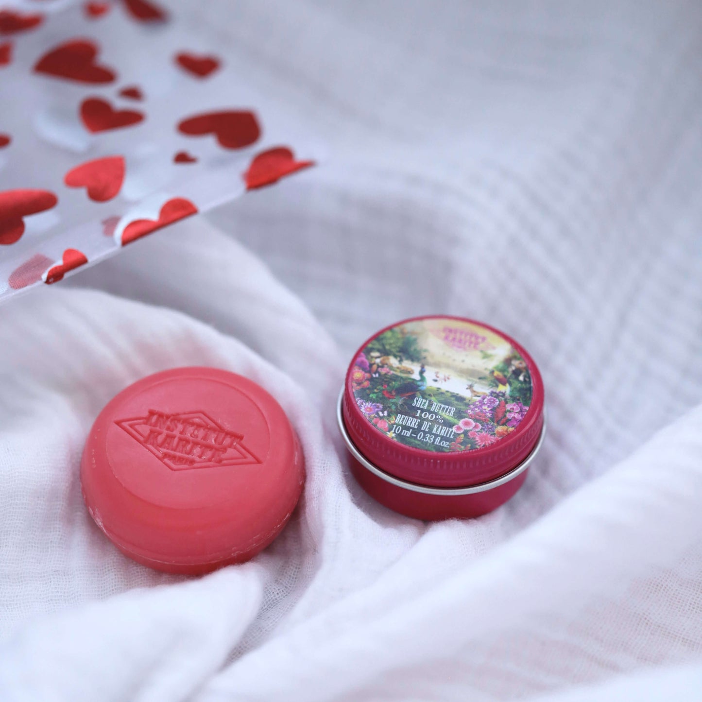 Pochette Amour · Cherry Blossom · Macaron Soap & Shea Butter