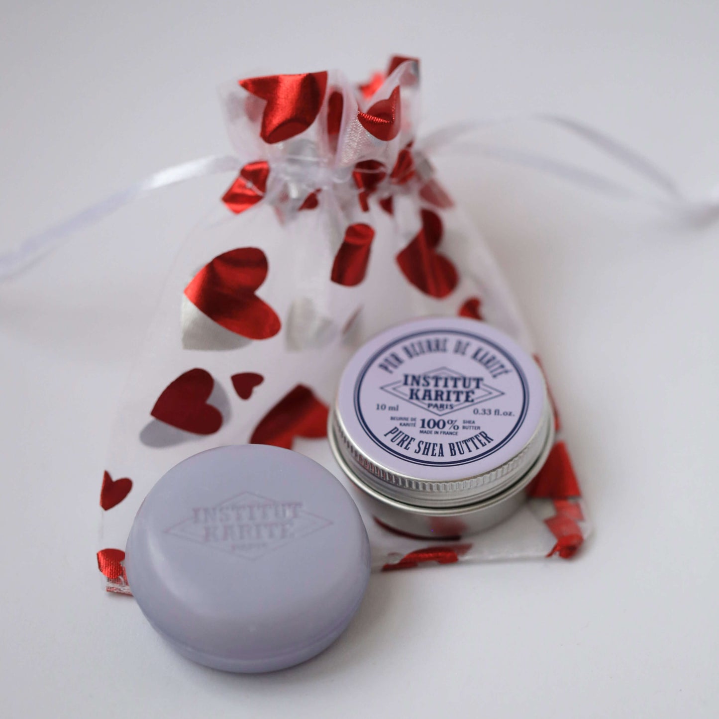 Pochette Amour · Lavender · Macaron Soap & Shea Butter